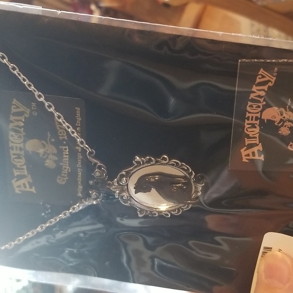 Alchemy of England Necklace - Picture 4 of 4